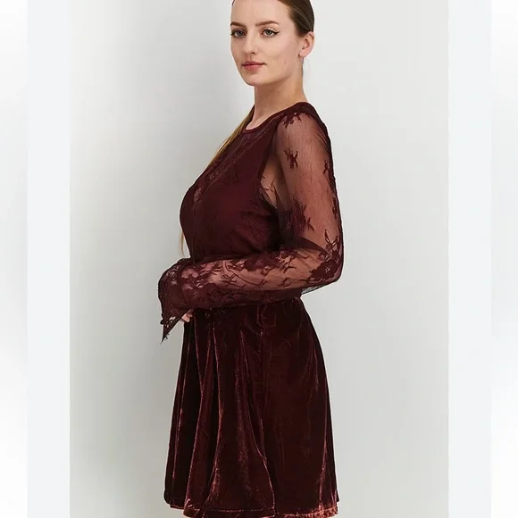 NWT free people lace and velvet burgundy dress. - Picture 4 of 9